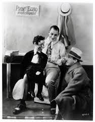 Tod Browning directs Lon Chaney and Friend