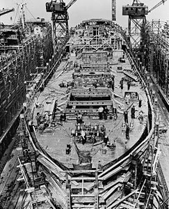 liberty_ship_construction_10_upper_decks
